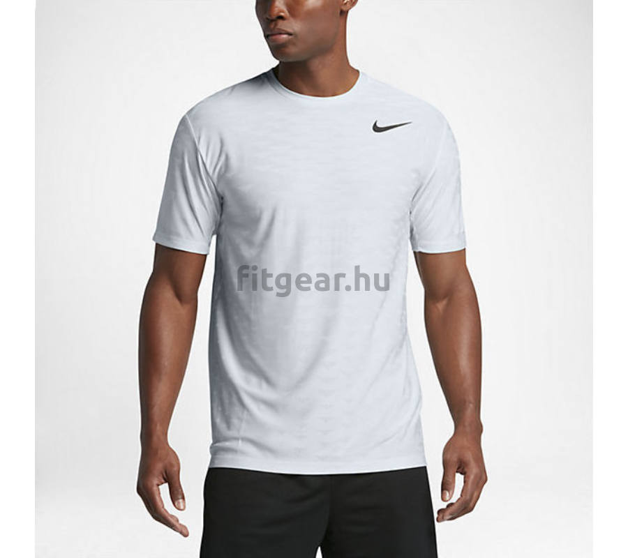 Minőségi Nike férfi pólókat vásárolhat kedvező áron.